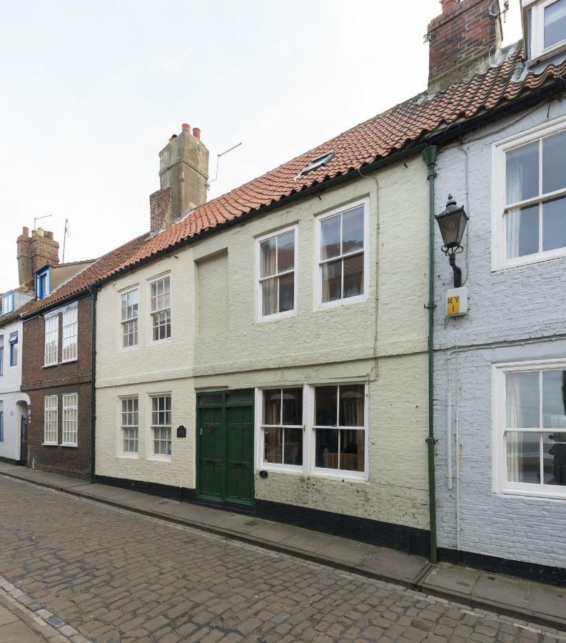 Cobbles House Villa Уитби Екстериор снимка